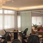 Negresco فندق ليدو دي يسولو