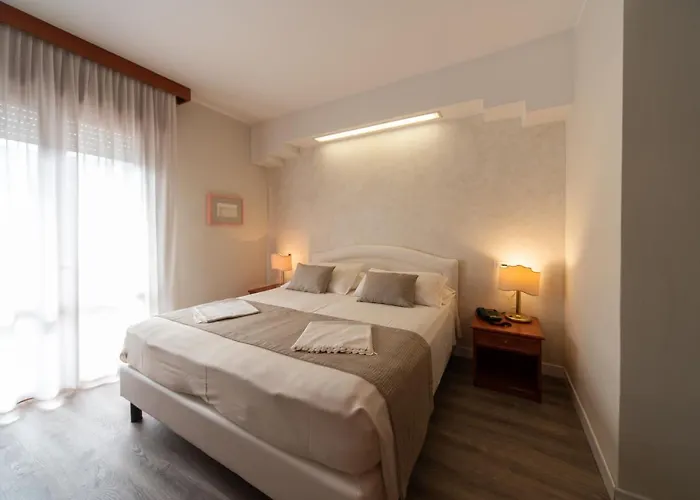Negresco Hotel 4*