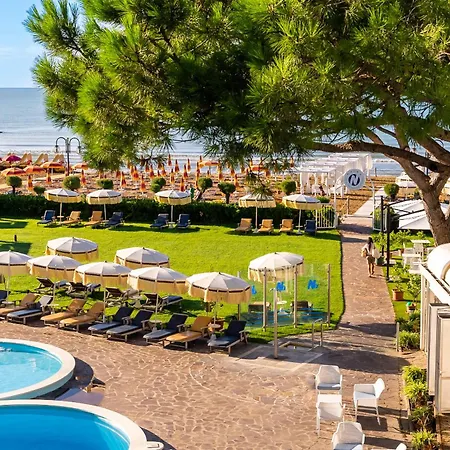 酒店 内格莱斯科酒店