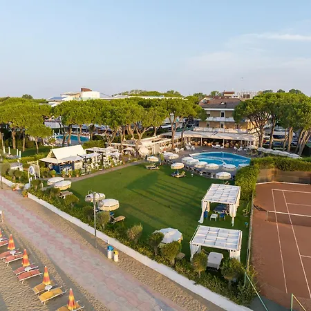 Negresco Hotel 4*