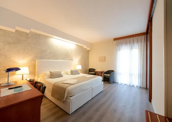 Hotel Negresco 4*